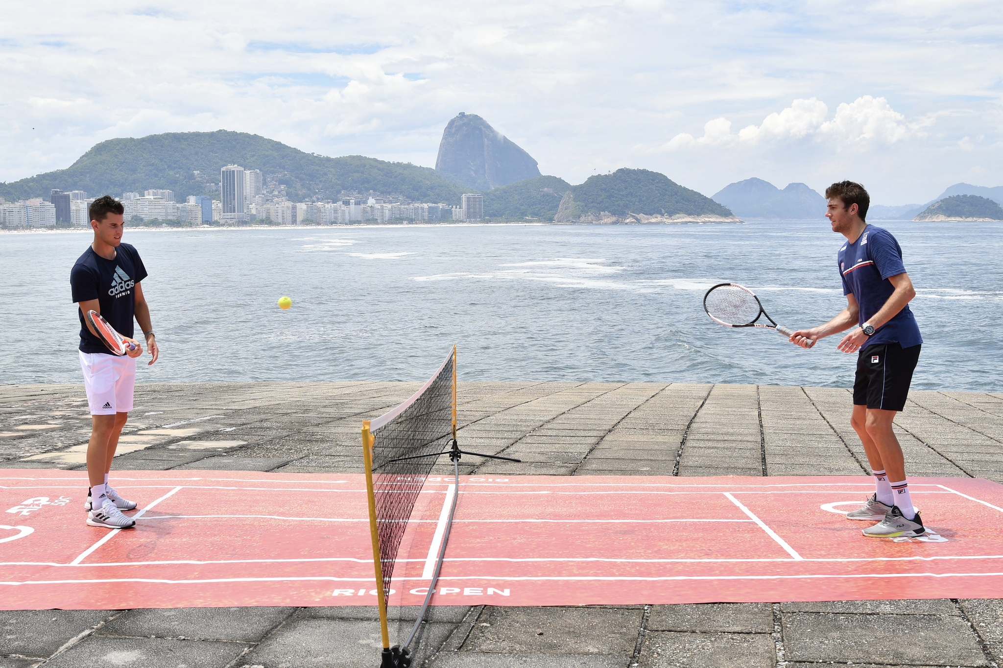 蒂姆连续五场比赛得分超过惊险取胜，澳大利亚队挑战极限！的简单介绍