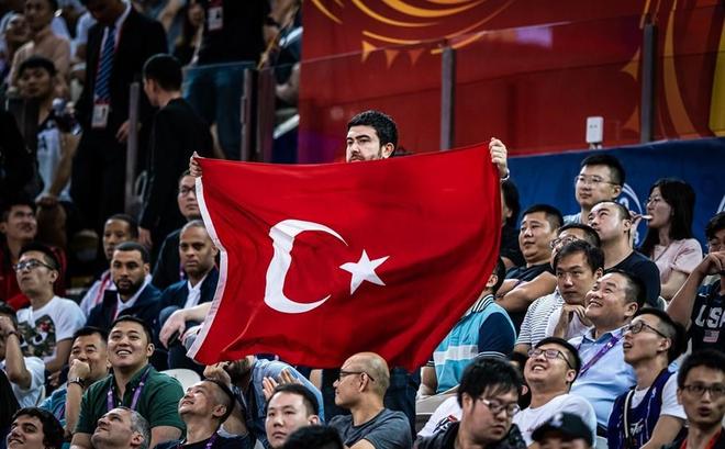 包含塔图姆连续五场比赛得分超过赛事规则更新，日本队挑战极限！的词条